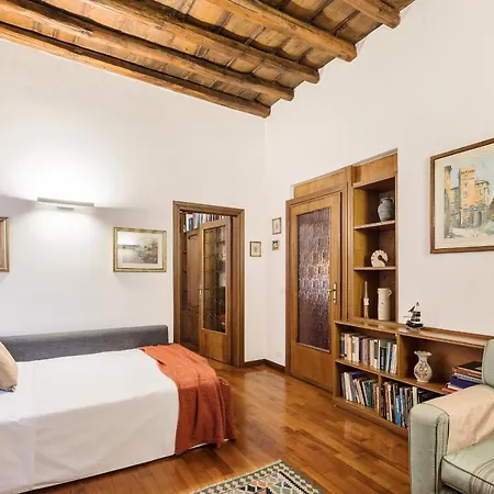 Appartamento Charming 2 Bed Flat A Few Steps From The Pantheon *